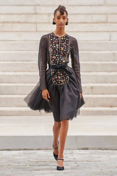 Look 20